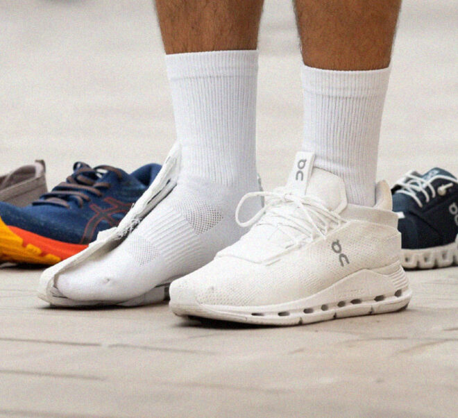 Best Walking Shoes for Everyday Comfort in 2025